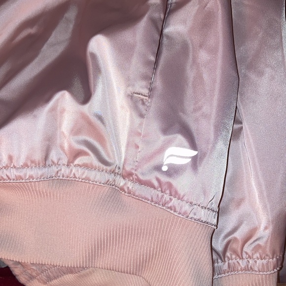 Fabletics Reversible EVA Bomber Jacket Blush Pink Lightweight Coat Size S New - Picture 9 of 9